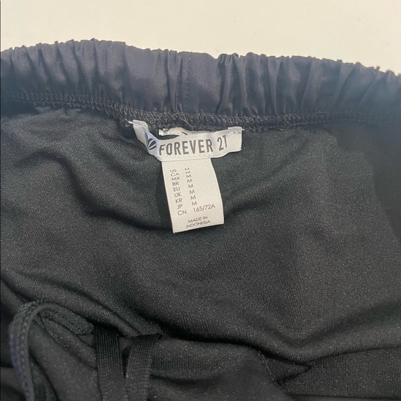 NWOT Workout Shorts - Picture 2 of 4